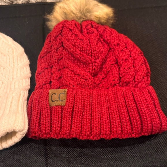 C.C Red Cable Knit Pom Beanie Hat With Faux Fur Pom One Size - Picture 9 of 9